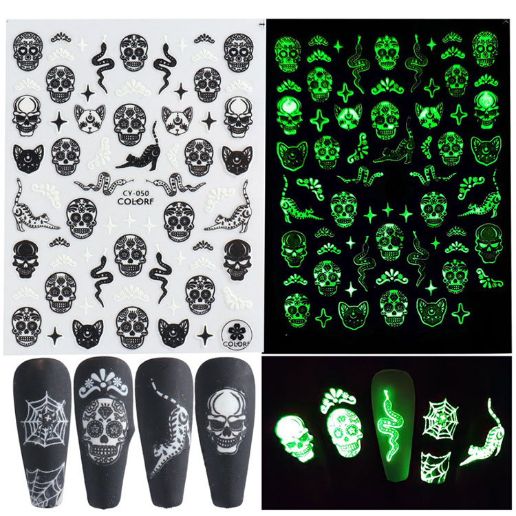 Nhãn dán móng tay dạ quang Halloween